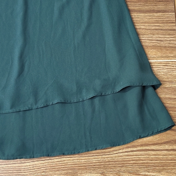 Charlotte Russe Ladies Camisole Top,  Size Small,  Emerald Green Ladies Top - Picture 4 of 6